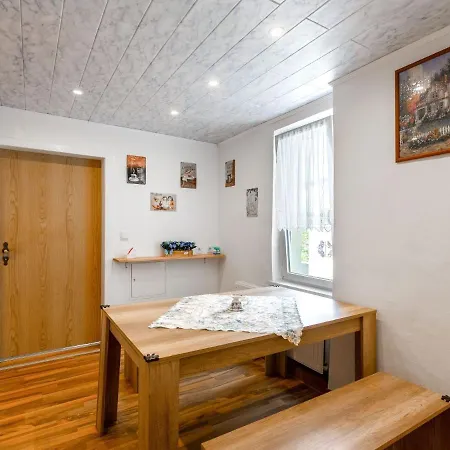 Apartman Cosy Flat In Schm Lln In Eastern Thuringia *