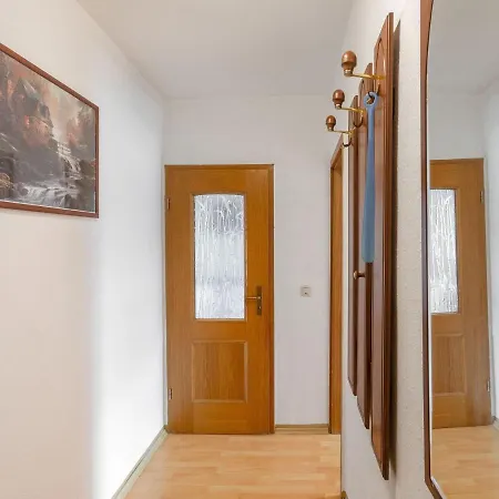 Cosy Flat In Schm Lln In Eastern Thuringia Apartman